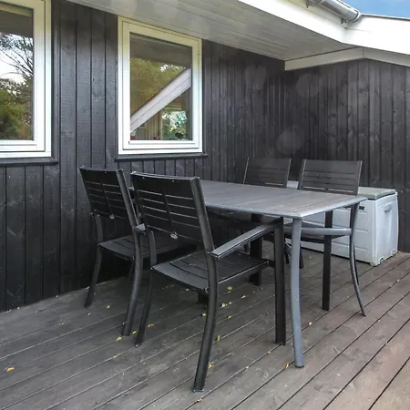 Tuulikki - 1-6km From The Sea By Interhome Casa de Férias