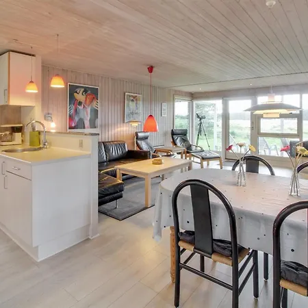 Tuulikki - 1-6km From The Sea By Interhome Casa de Férias Vejers